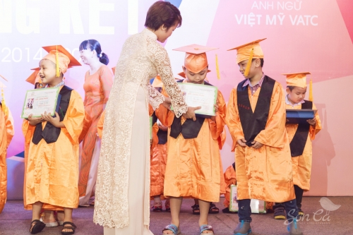 Lễ tốt nghiệp các bé Lớp Lá