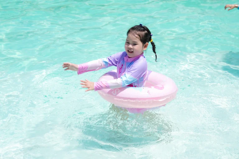 ky-yeu-lop-la-2025-00570