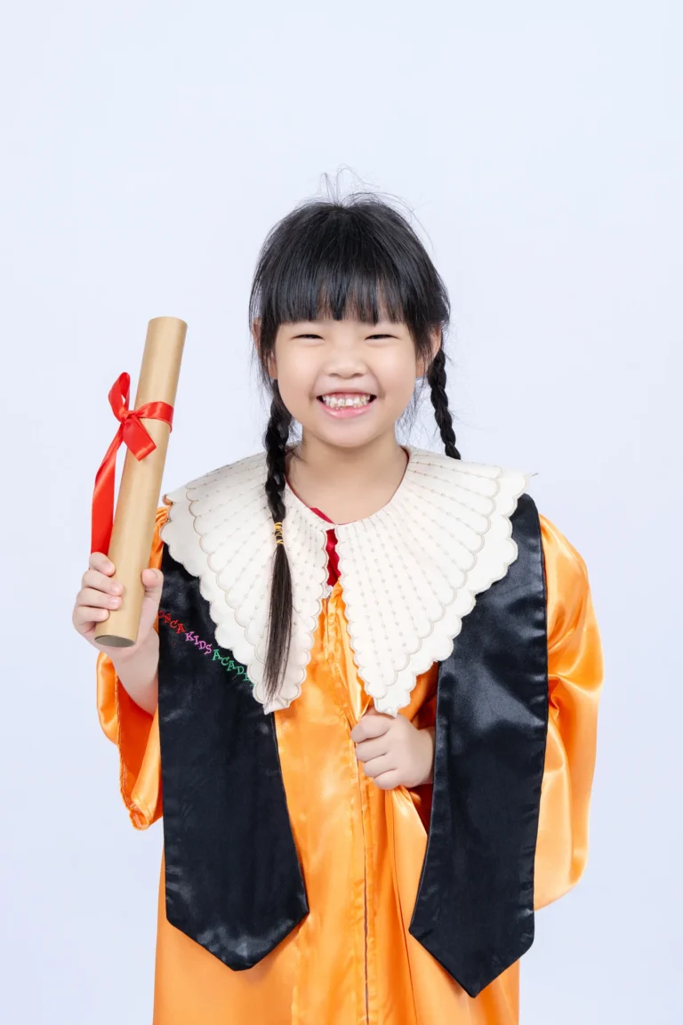 le-tot-nghiep-2026-06192