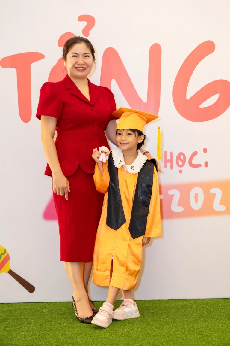 le-tot-nghiep-le-tong-ket-2025-07393
