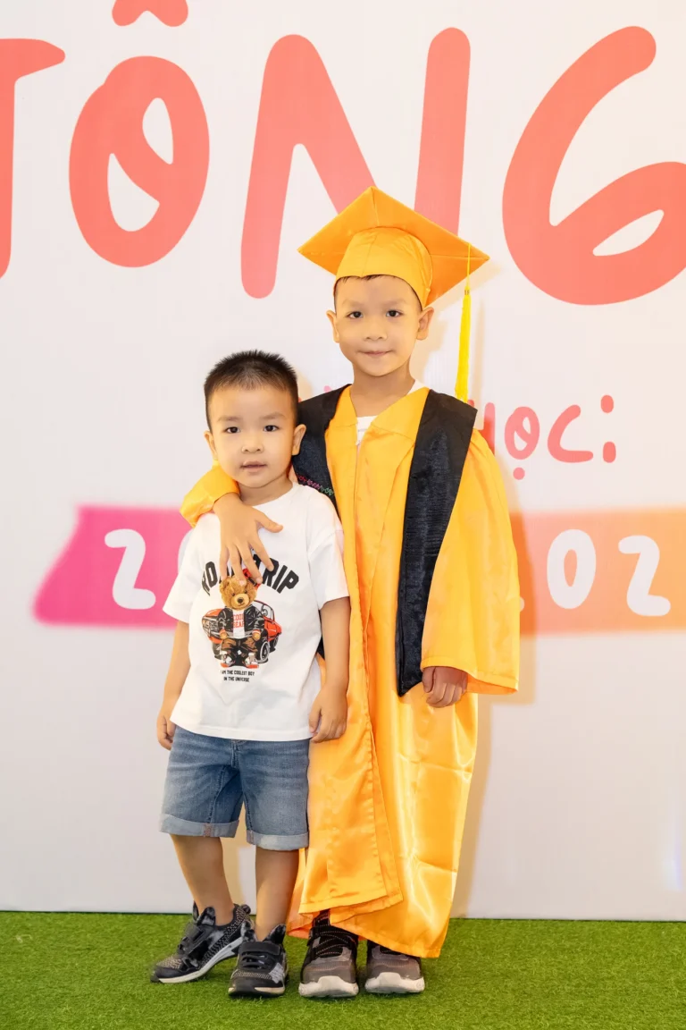 le-tot-nghiep-le-tong-ket-2025-07439