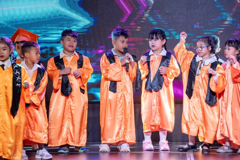 le-tot-nghiep-le-tong-ket-2025-07985