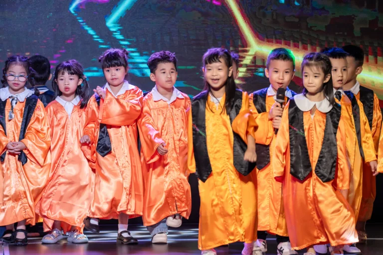le-tot-nghiep-le-tong-ket-2025-07990