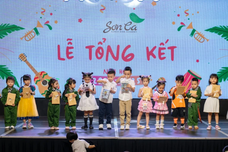 le-tot-nghiep-le-tong-ket-2025-09050