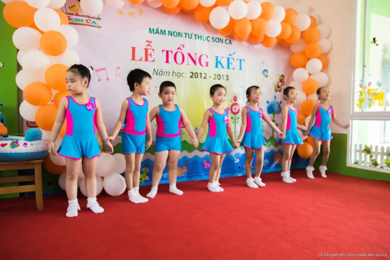 le-tot-nghiep-tong-ket-2013-6911