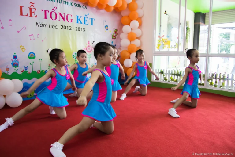 le-tot-nghiep-tong-ket-2013-6921