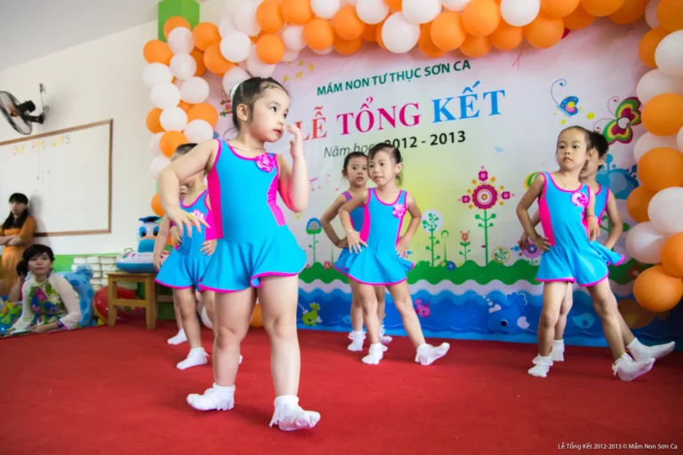 le-tot-nghiep-tong-ket-2013-6927