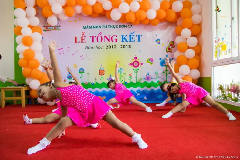 le-tot-nghiep-tong-ket-2013-7080