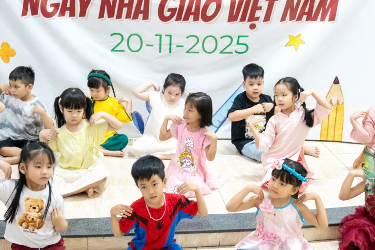 ngay-nha-giao-viet-nam-2025-02536