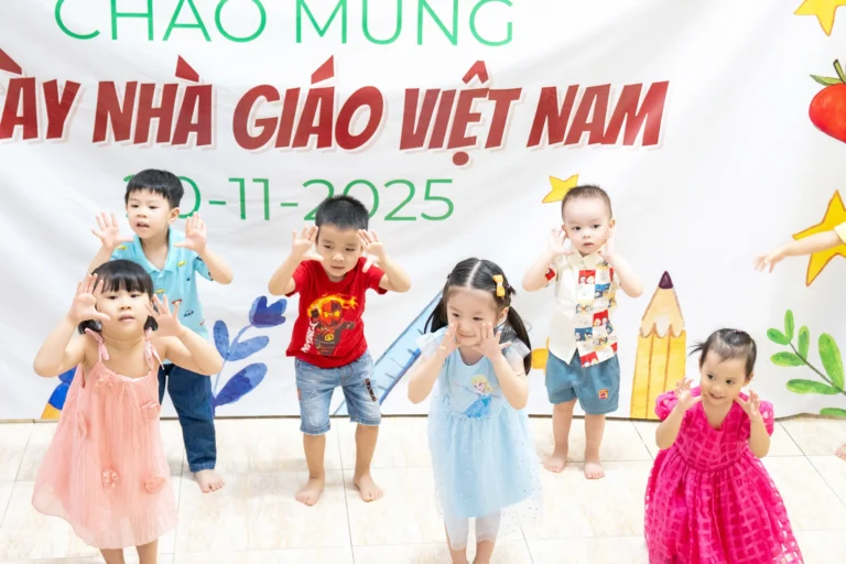 ngay-nha-giao-viet-nam-2025-02576