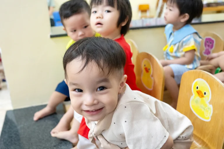 ngay-nha-giao-viet-nam-2025-02626