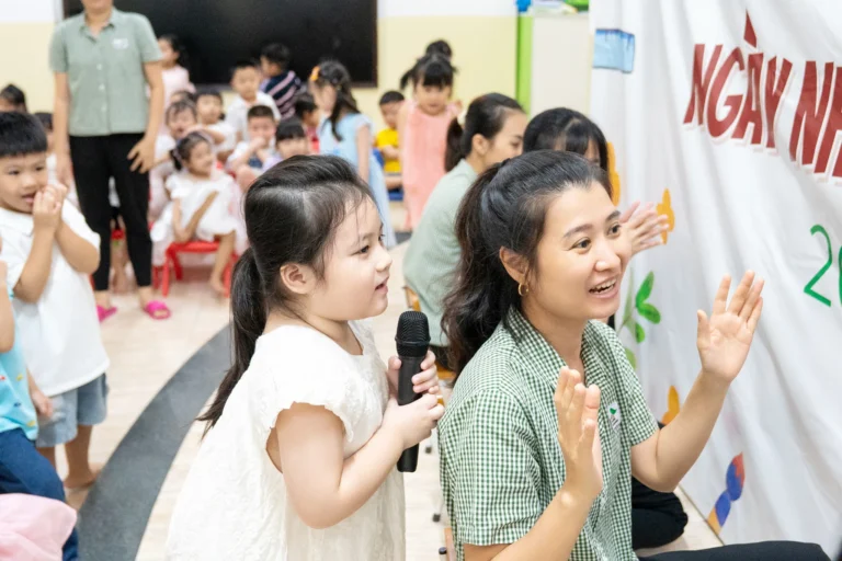 ngay-nha-giao-viet-nam-2025-02636