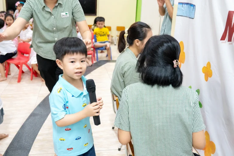 ngay-nha-giao-viet-nam-2025-02643