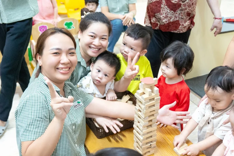 ngay-nha-giao-viet-nam-2025-02674