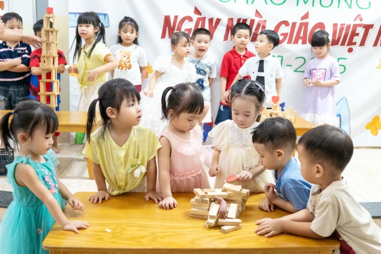ngay-nha-giao-viet-nam-2025-02689