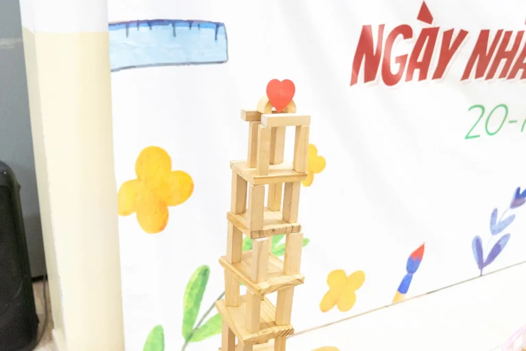 ngay-nha-giao-viet-nam-2025-02723