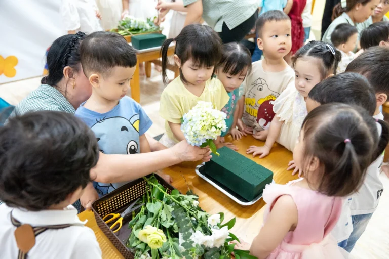 ngay-nha-giao-viet-nam-2025-02731