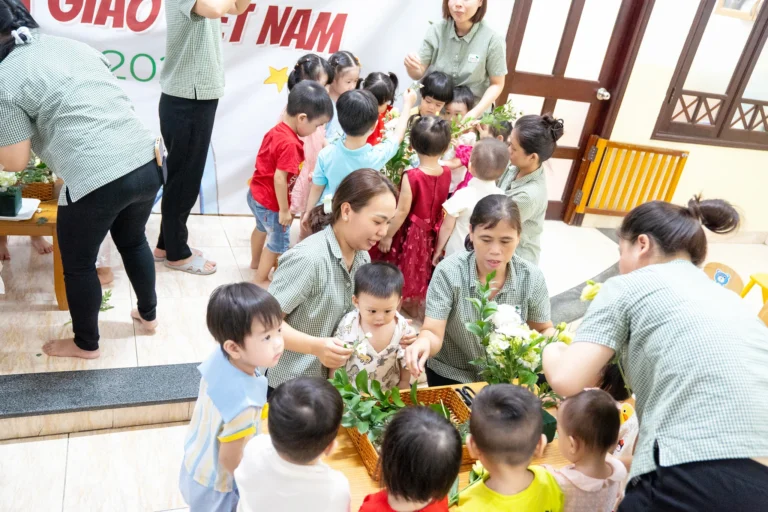 ngay-nha-giao-viet-nam-2025-02737
