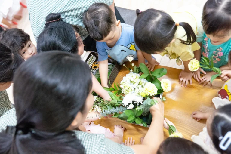 ngay-nha-giao-viet-nam-2025-02739