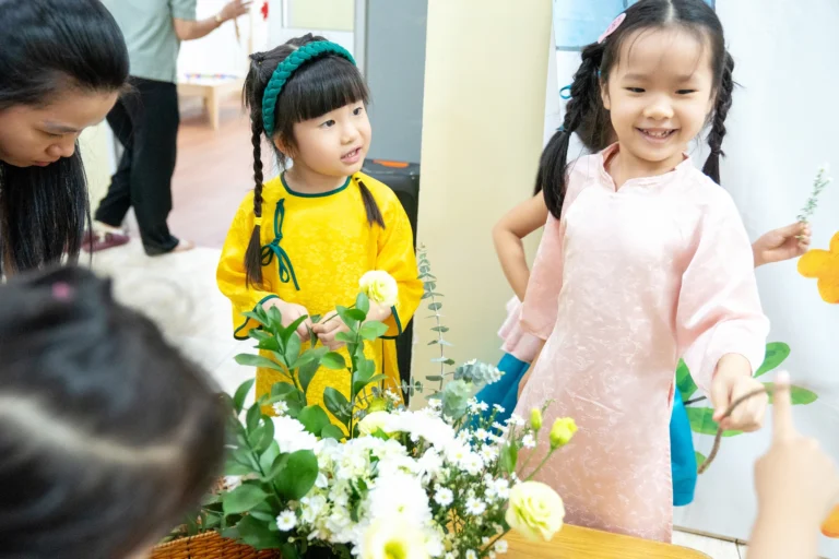 ngay-nha-giao-viet-nam-2025-02748