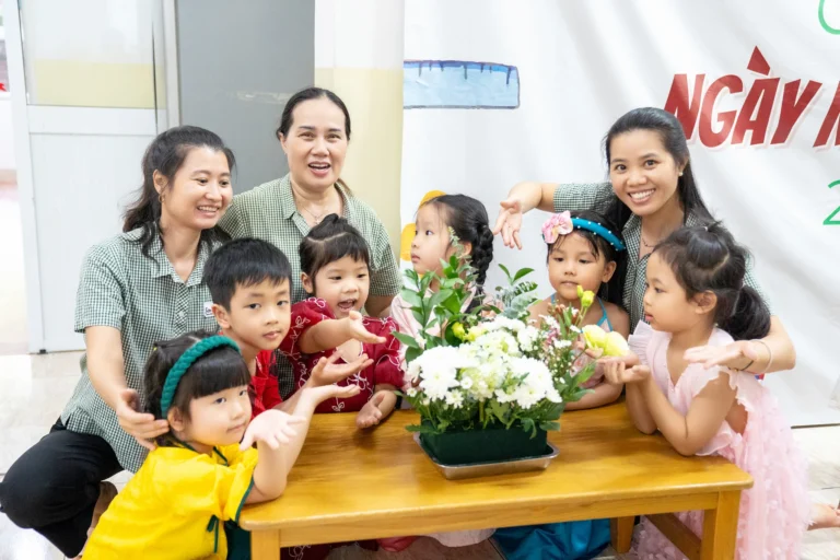 ngay-nha-giao-viet-nam-2025-02777