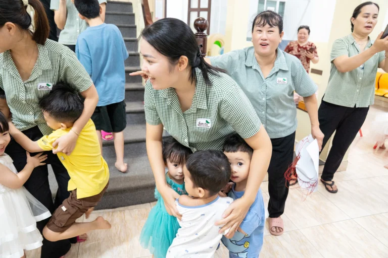 ngay-nha-giao-viet-nam-2025-02827