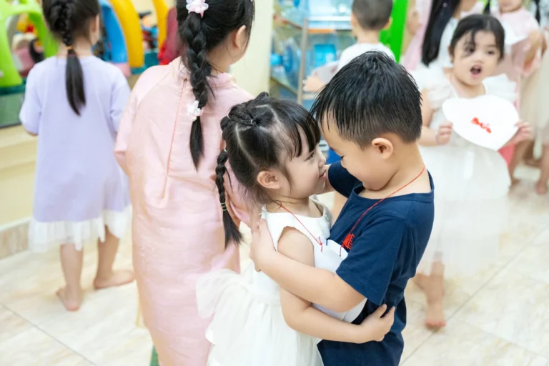 ngay-nha-giao-viet-nam-2025-02857