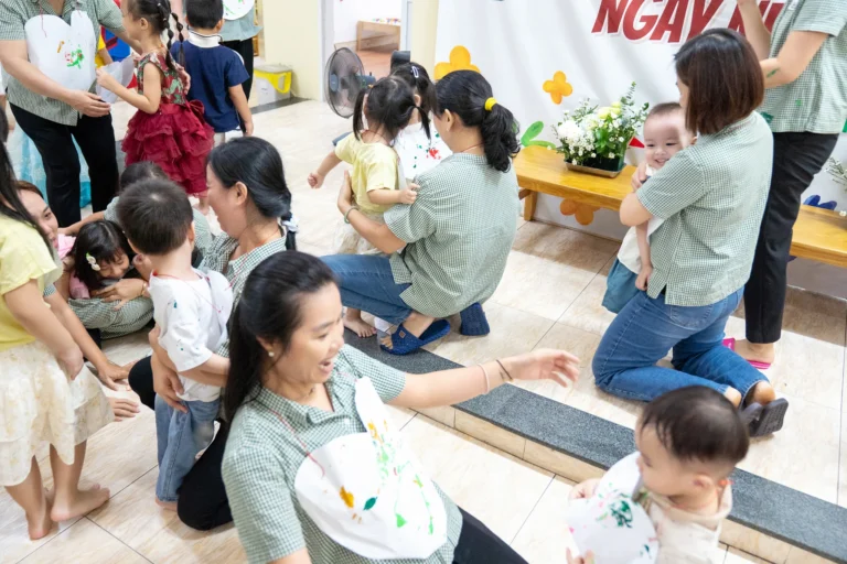 ngay-nha-giao-viet-nam-2025-02890