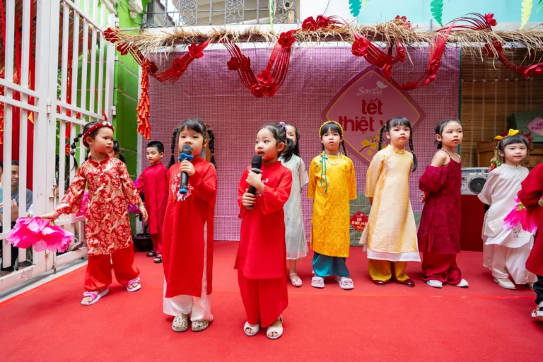 tet-thiet-vui-2026-08112