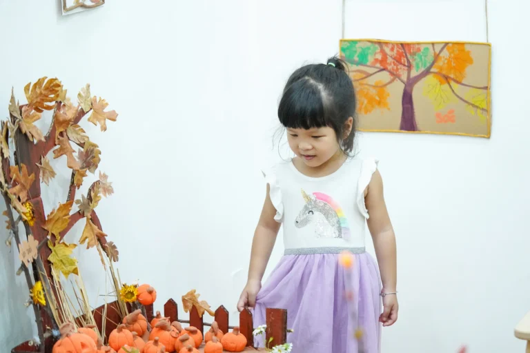 trien-lam-sac-thu-2025-01283