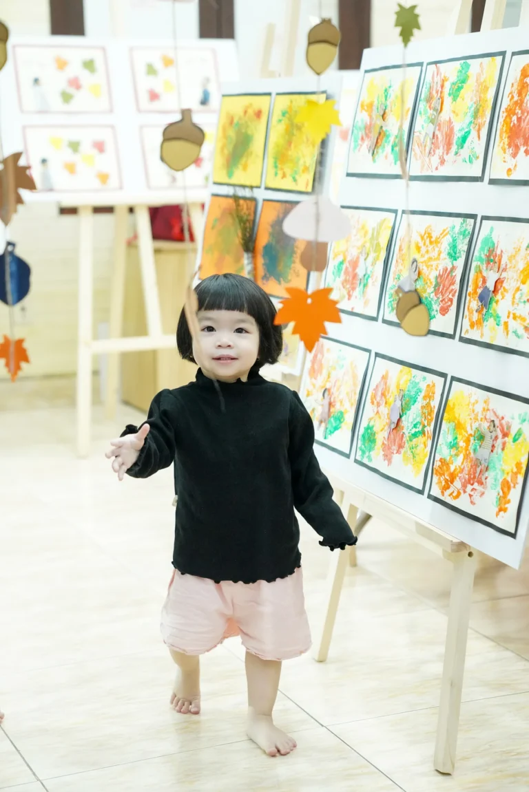 trien-lam-sac-thu-2025-01331